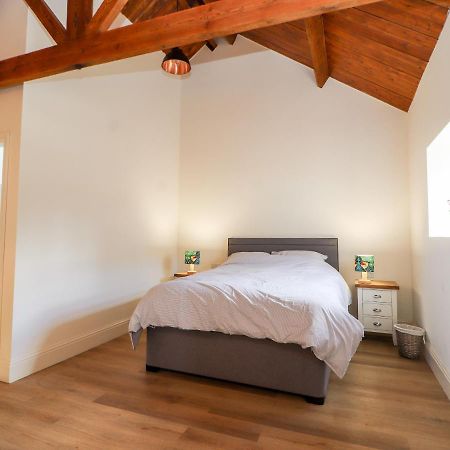 Wren Cottage Сандбач Экстерьер фото